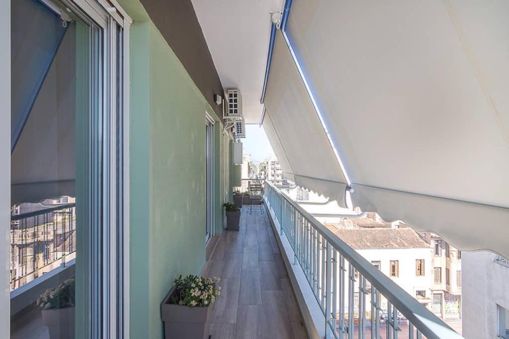 Bright Apartment For 6 Ppl In Atény Exteriér fotografie