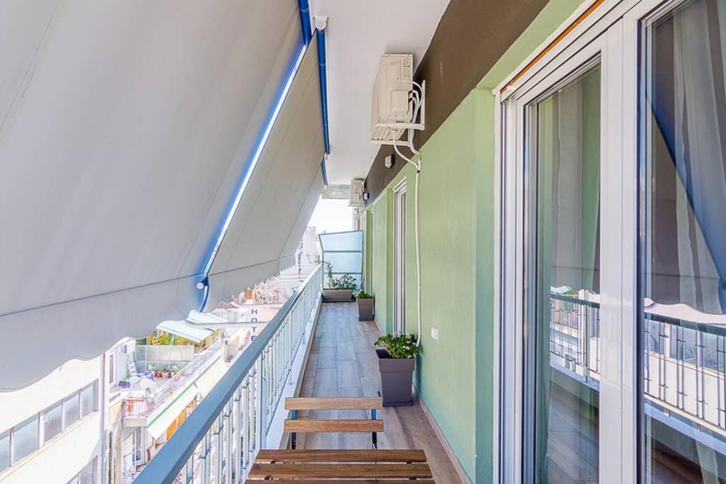 Bright Apartment For 6 Ppl In Atény Exteriér fotografie