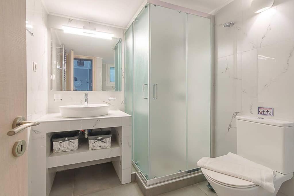 Bright Apartment For 6 Ppl In Atény Exteriér fotografie