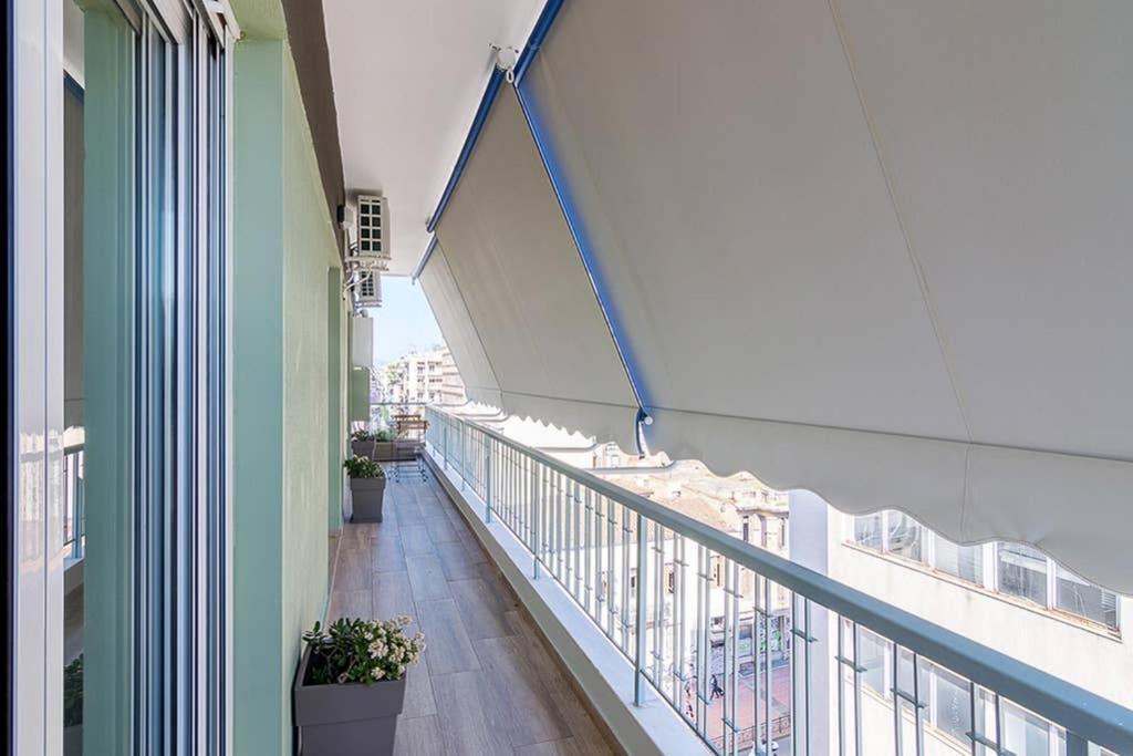 Bright Apartment For 6 Ppl In Atény Exteriér fotografie